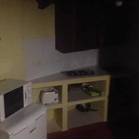 ホリデーパーク Complejo Rural El Prado Logrosán