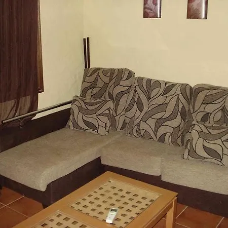 ホリデーパーク Complejo Rural El Prado Logrosán